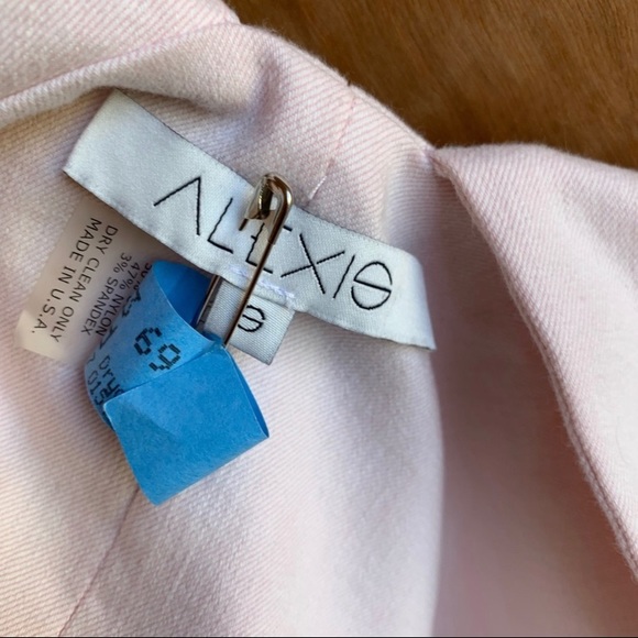 Alexis: Pink Ruffle Top - Picture 3 of 5